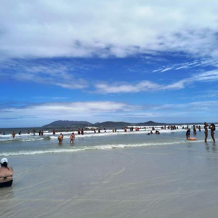 Ferienwohnung Apartamento Com Vista Para Praia Do Forte Em Cabo Frio Exterior foto